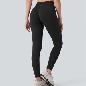 Halara High-Waisted Leggings Tummy Control Butt lifting 7/8 length- Black